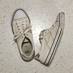 Sportstoffschuhe